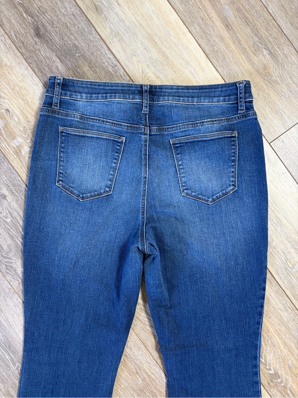 Chico's The Platinum Barely Boot Jeans - Picture 3 of 11